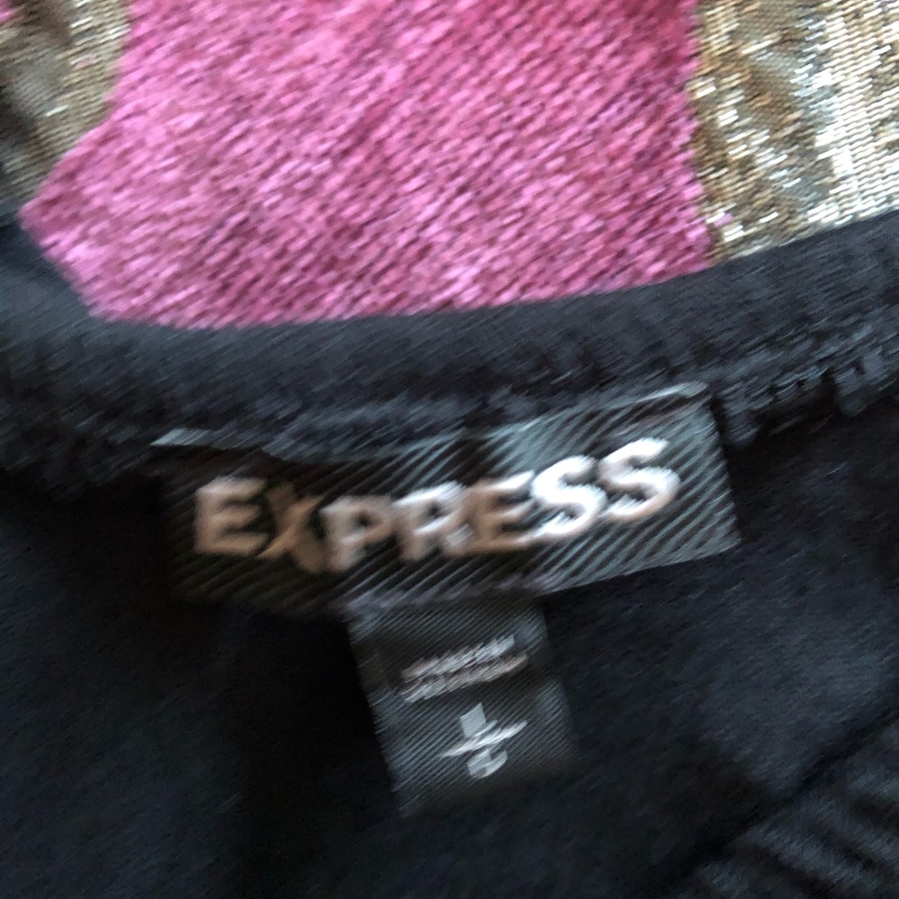 Express ruffle top - Picture 3 of 3